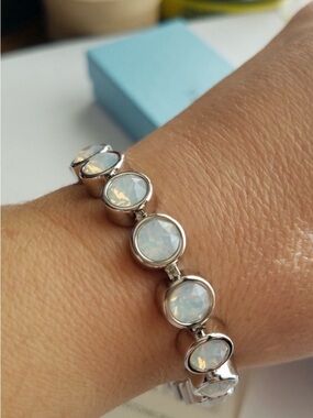 Swarovski Touchstone Ice Bracelet Glazed White NEW